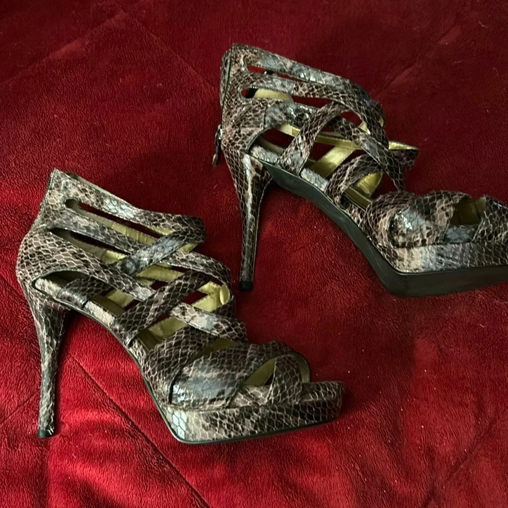 Sexy snake platform shoes